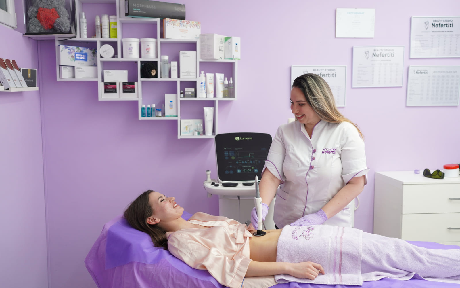 Процедура срещу целулит с радиочестота NuEra Tight в Beauty Studio Nefertiti, Бургас